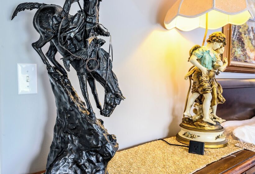 חדר סטנדרט עם מיטת קינג, Mountain Treasure Bed And Breakfast