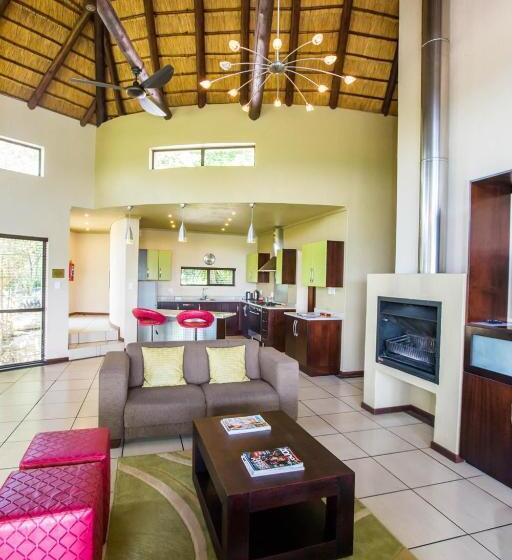 Президентский Люкс, La Roca Guest House