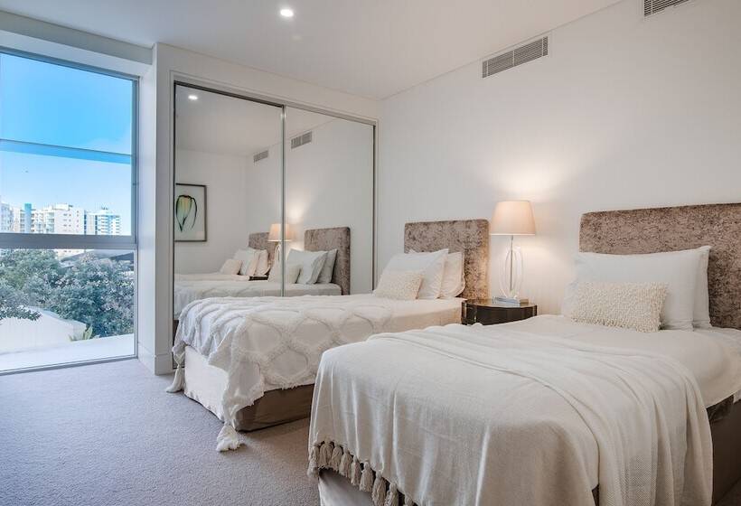 Апартаменты Deluxe 3 Спальни, Sea Pearl A1 Beach Resort