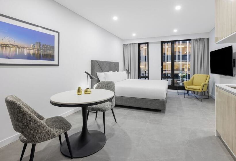 סטודיו בסיסי, Meriton Suites Melbourne