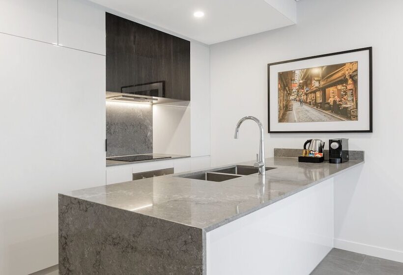 סוויטת 3 חדרי שינה, Meriton Suites Melbourne