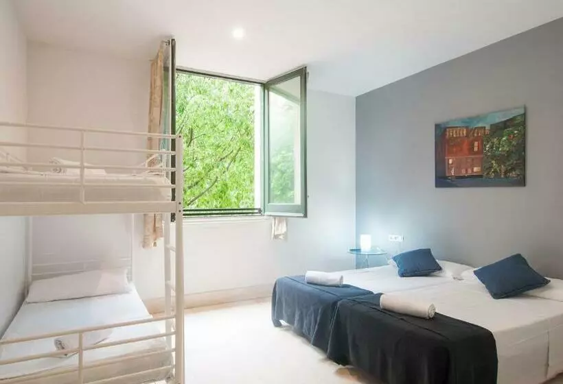 اتاق استاندارد چهار تخته, No Limit Barcelona Central