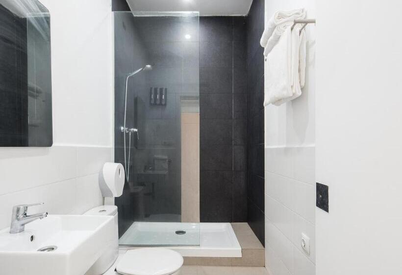 اتاق استاندارد چهار تخته, No Limit Barcelona Central