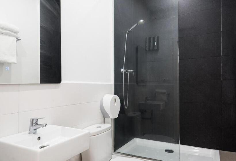 اتاق استاندارد چهار تخته, No Limit Barcelona Central