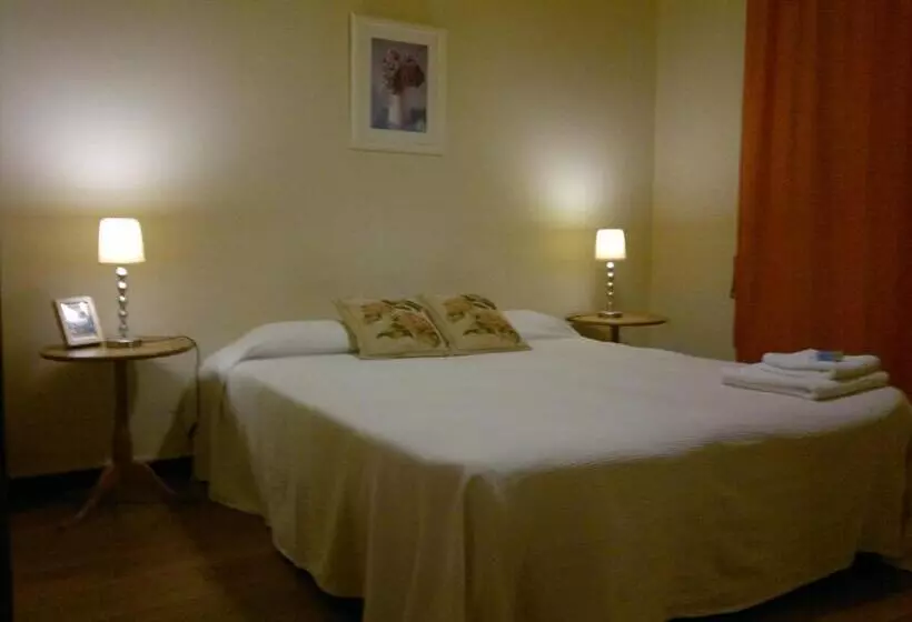 اتاق استاندارد اینتریور, Ally S Bed&breakfast