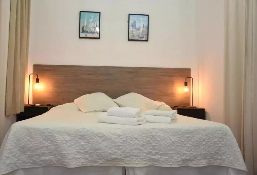 اتاق استاندارد اینتریور, Ally S Bed&breakfast