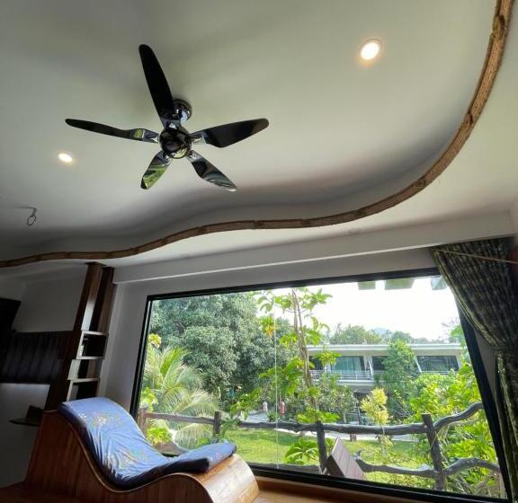 חדר משפחתי צדדי נוף לים, Ac 2 Resort