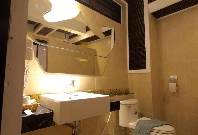 סטודיו דלוקס, Ac 2 Resort