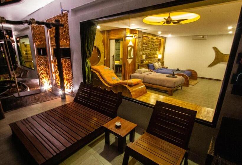 סוויטת ג'וניור משפחתית, Ac 2 Resort