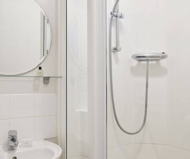 חדר סופריור לארבעה, Euro