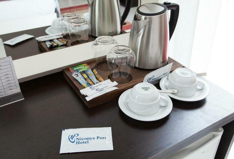 חדר דלוקס, Niconya Port Suite &