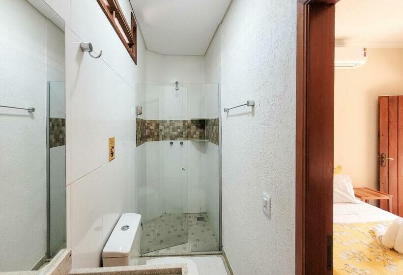 四人标准间, Pousada Galeria Artes