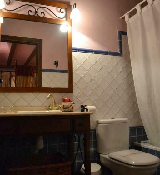 디럭스 룸, Restaurante Prado Del Navazo