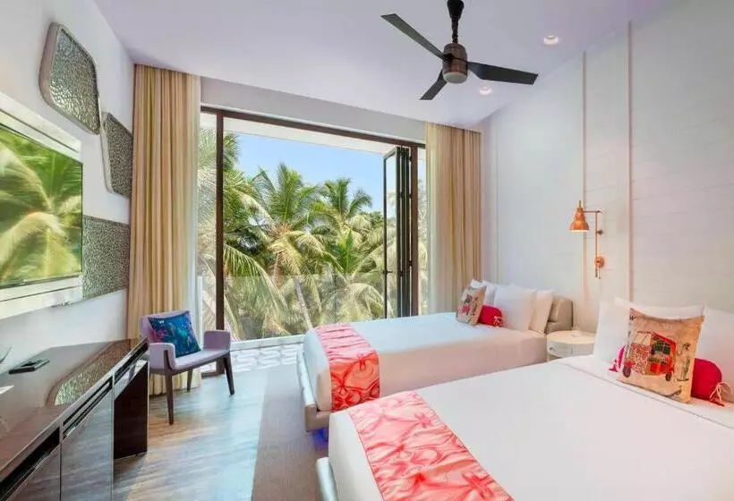 Camera Standard, W Goa