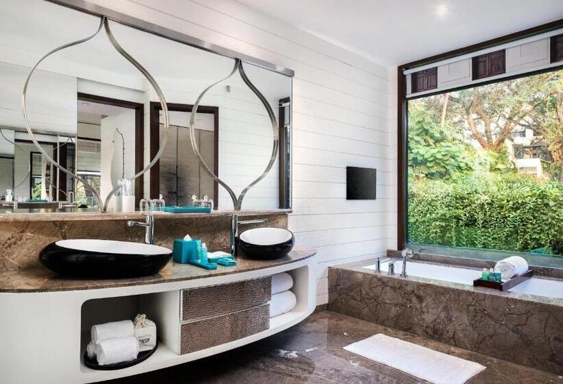 一居室别墅, W Goa