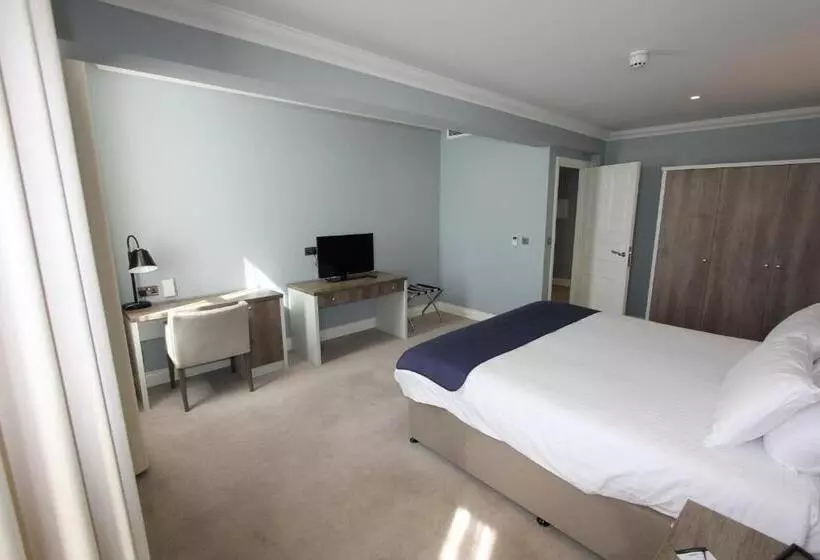 Suite Superior, Yarrow