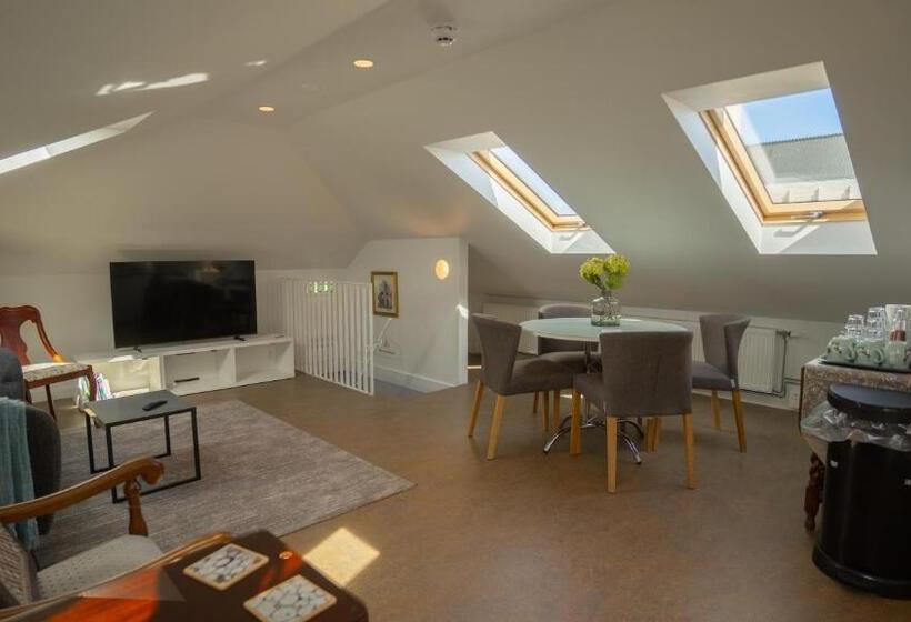 Chambre Standard Salle de Bains Commune, Freyja Guesthouse & Suites