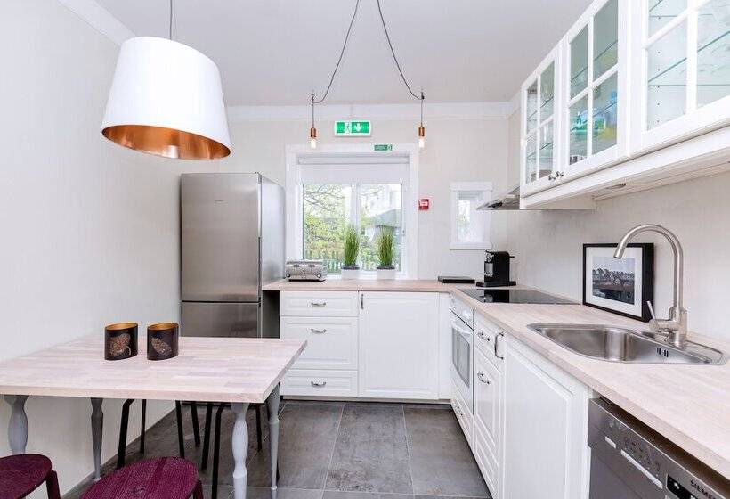 Chambre Standard Individuelle Salle de Bains Commune, Freyja Guesthouse & Suites