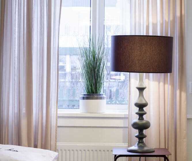 Chambre Standard Individuelle Salle de Bains Commune, Freyja Guesthouse & Suites