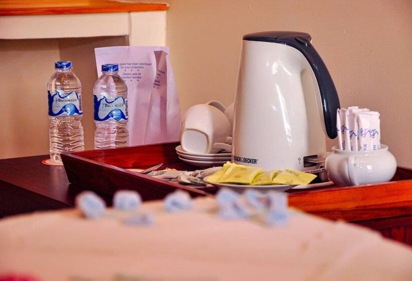 Четырехместный Номер Deluxe, New Kandy Residence