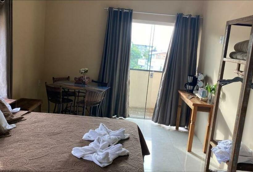 דירת חדר סופריור, Pousada Carolina