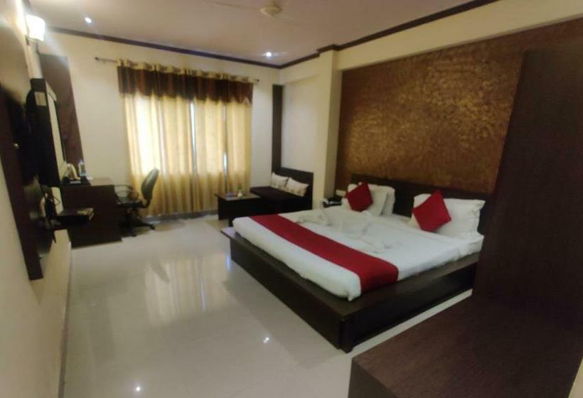 Superior Rum, Savi Regency