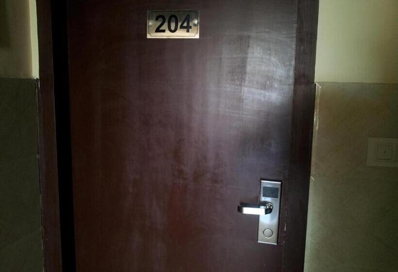 Superior Rum, Savi Regency