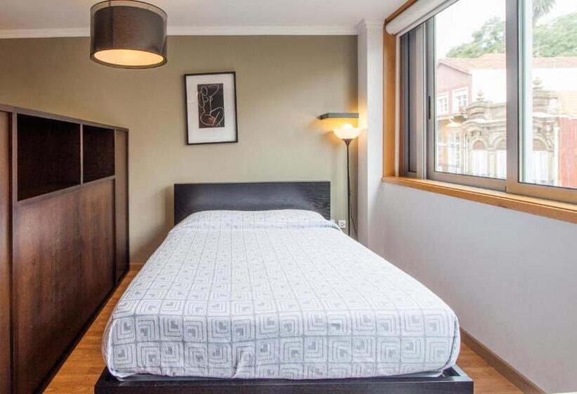 استودیوی استاندارد, Studios Porto Solar