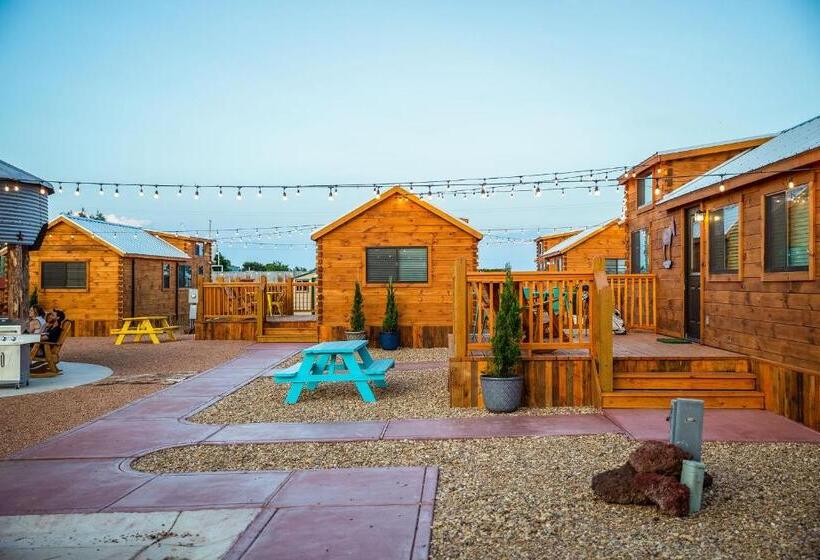 침실 2개 스위트, The Big Texan   Cabins And Wagons