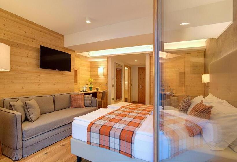 اتاق پریمیوم چهارنفره, Active Hotel Monte Giner