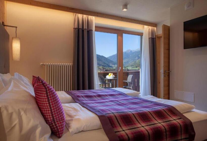 سوییت خانوادگی, Active Hotel Monte Giner