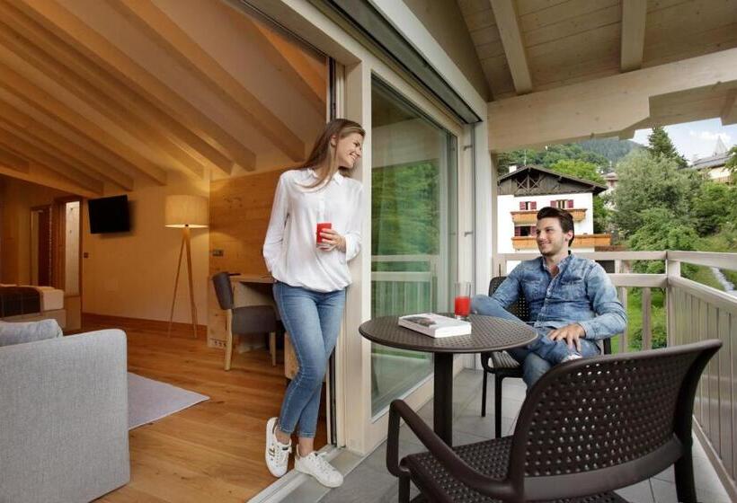 سوییت جونیور لوکس, Active Hotel Monte Giner