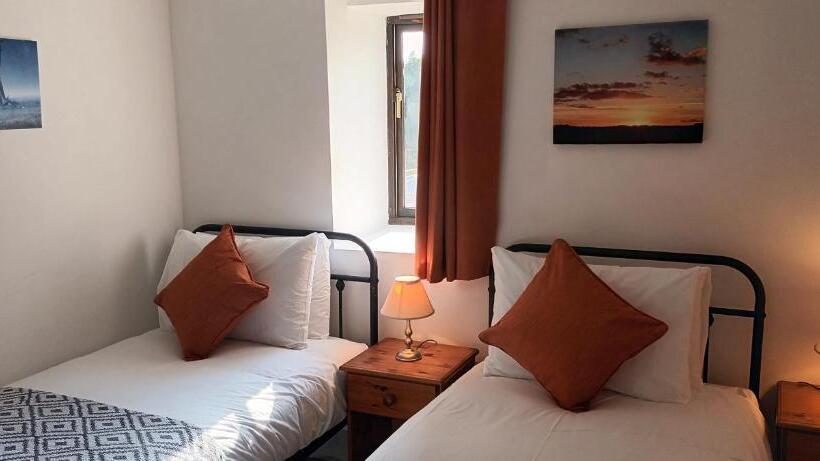 Family Suite, The Wheatsheaf