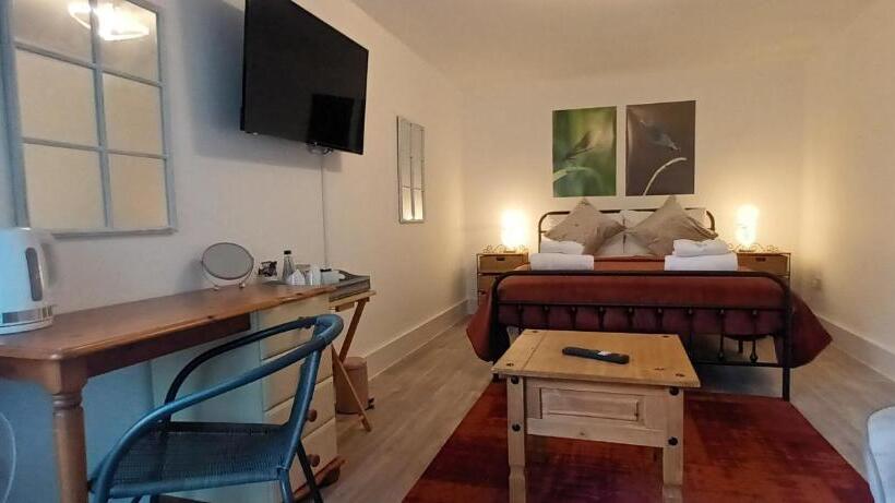 Family Suite, The Wheatsheaf