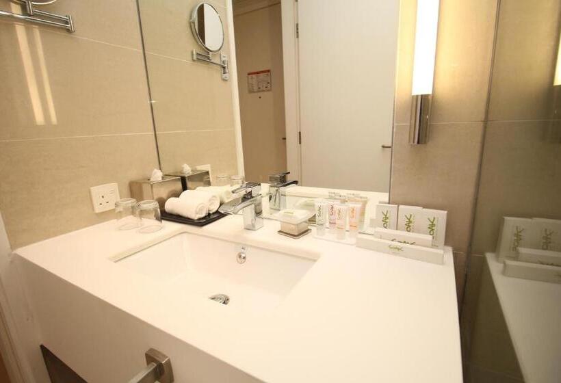 חדר דחוקס עם מיטת קינג, Awfad