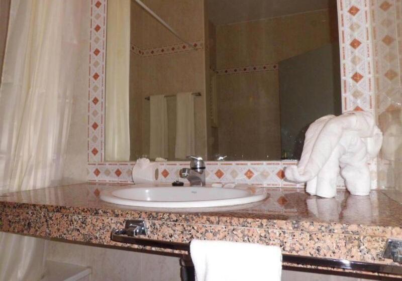 חדר דלוקס, Awfad