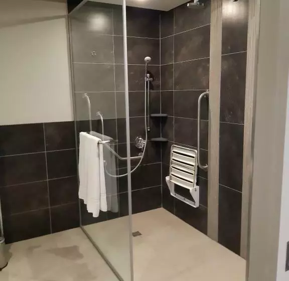 اتاق استاندارد برای معلولان, City Lodge Newtown, Johannesburg