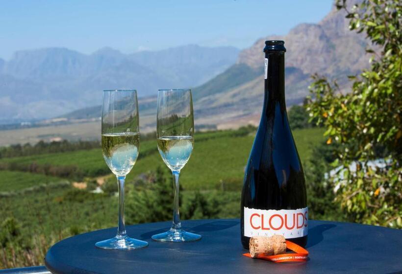 Вилла 2 Спальни, Clouds Estate