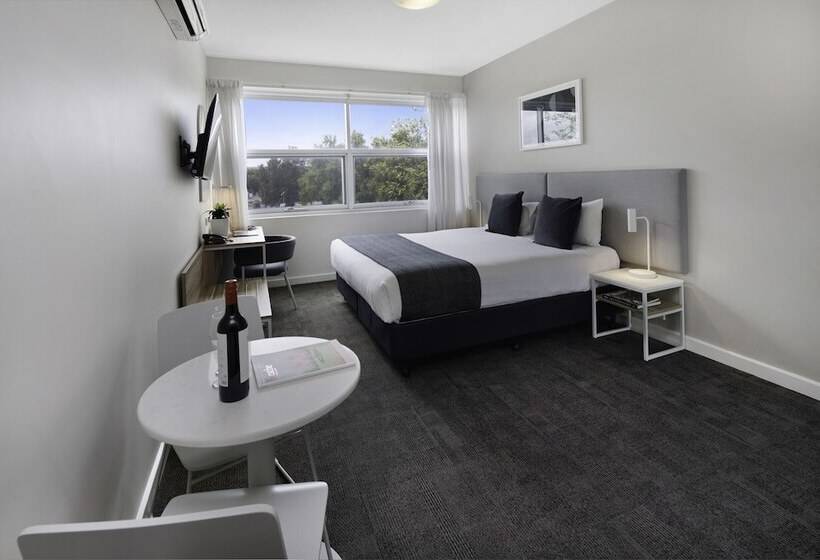 スタンダードスタジオ, Quest Mawson Lakes