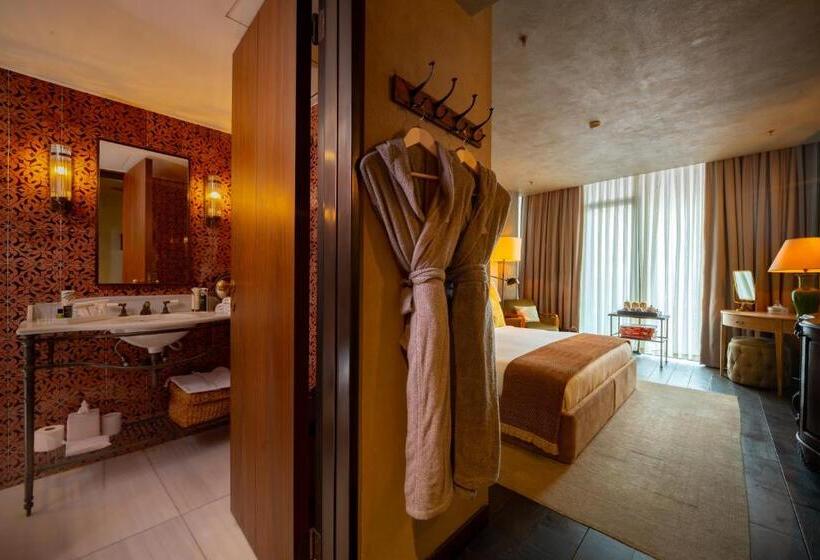 Basic Room, Soho House Istanbul