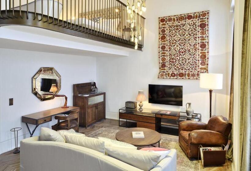 Duplex Room, Soho House Istanbul