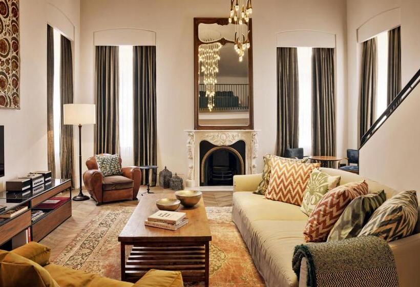 Duplex Room, Soho House Istanbul