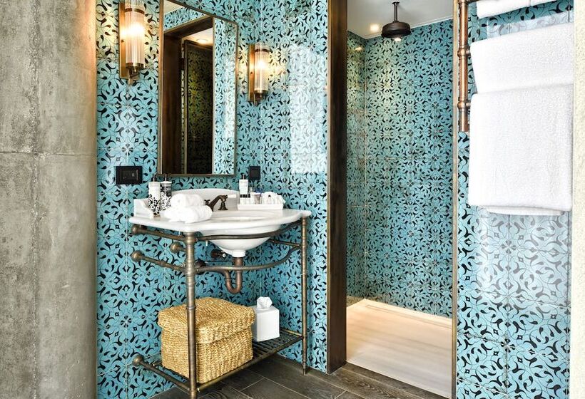 Basic Room, Soho House Istanbul