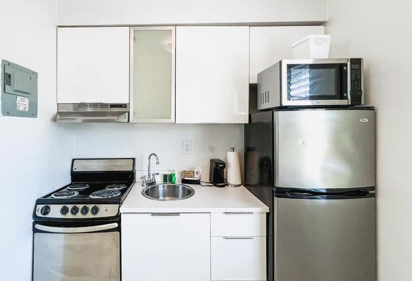 إستوديو ديلوكس, Tranquilo