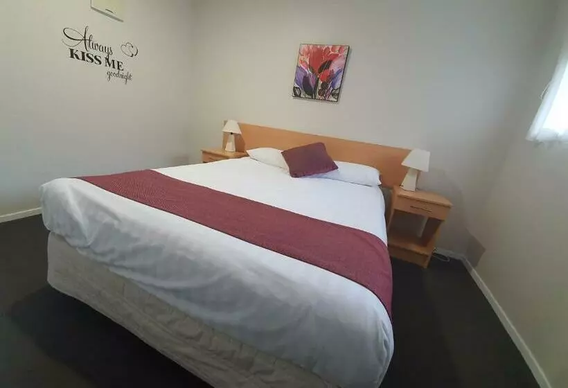 スイート, Ocean Inn Motel