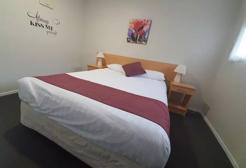 スイート, Ocean Inn Motel