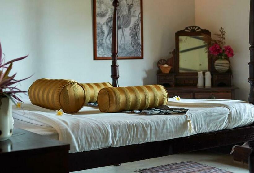 Номер Deluxe Вид на Море с Балконом, Villa Sunbird