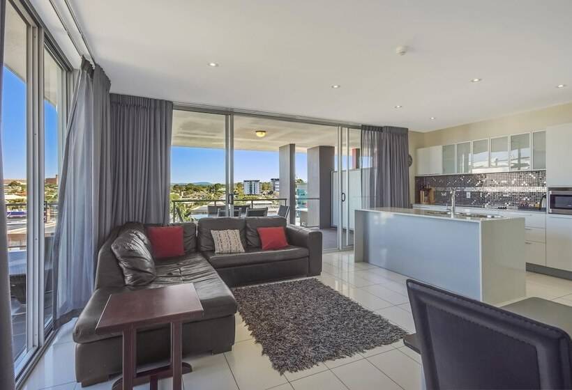 3침실 디럭스 아파트, The Chermside Apartments