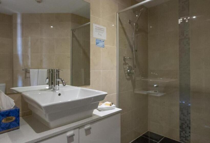 غرفة قياسية, The Chermside Apartments