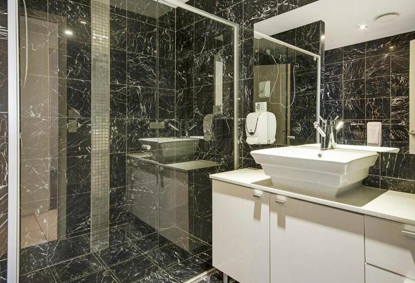 غرفة قياسية سرير ملكى لذوى الإحتياجات الخاصة, The Chermside Apartments